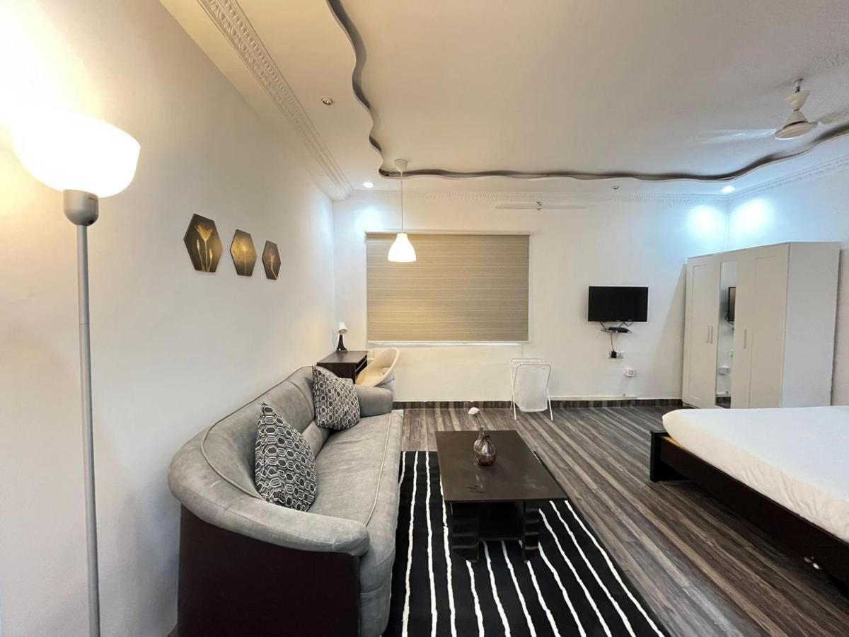 Bedchambers Serviced Apartments, Hyderabad Exterior photo